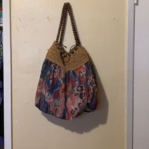Cute beachy over the shoulder bag